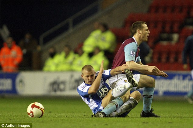 article-2487097-03BF0FDB000005DC-920_634x423